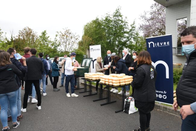 190514296_3303388859764196_1974910286209987051_n