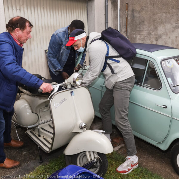 210518CPvespa21