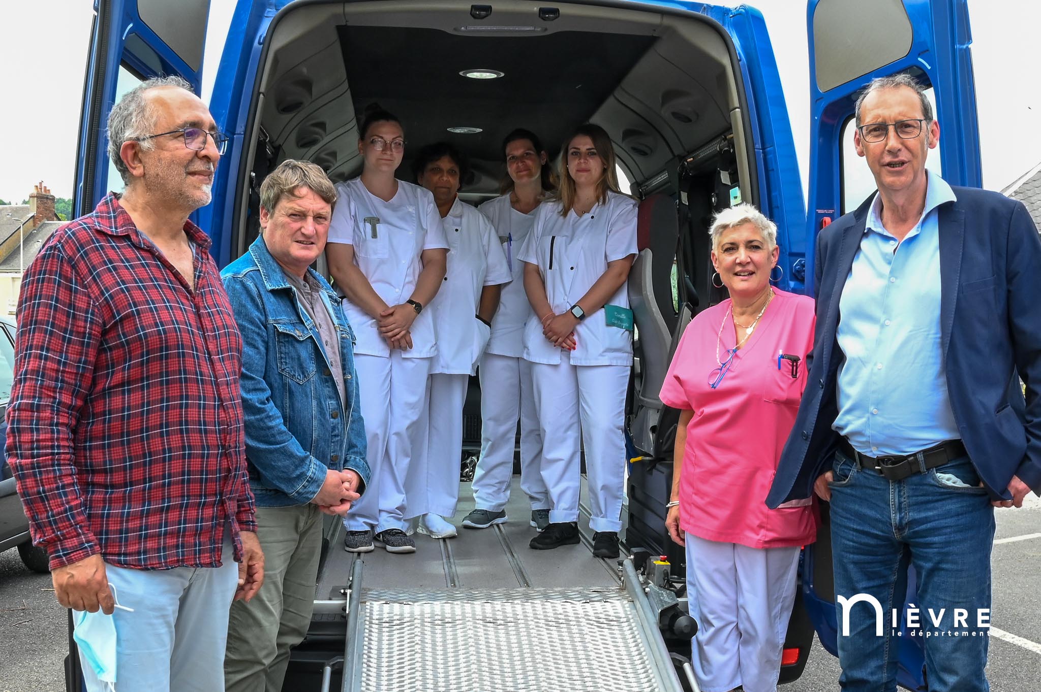 Actu BPN Achat minibus EHPAD Colchiques Prémery 1