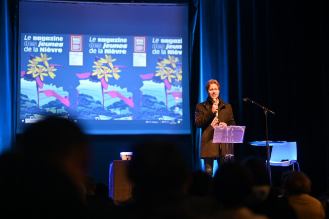 lancement mag jeune 3 fev – 56