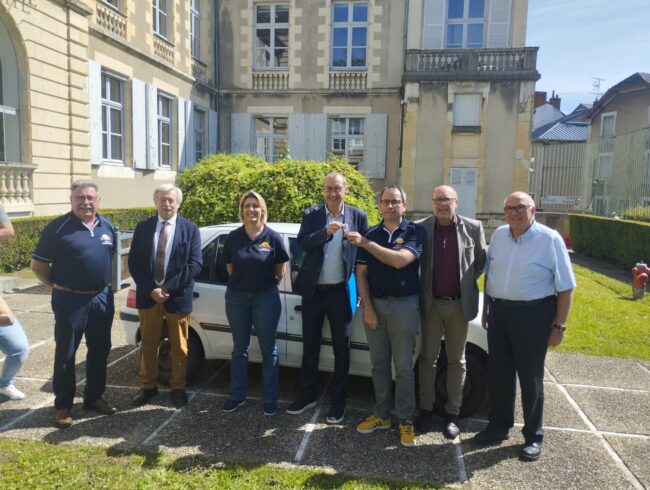 Don voiture CD à Union départementale pompiers