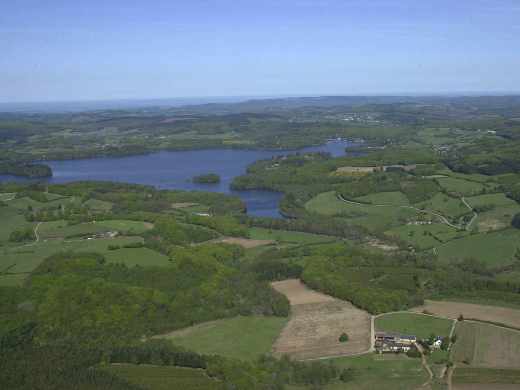 Vallée de la Cure entre Grosse et lac des Settons