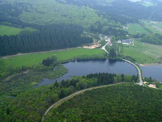 Vallée du Cousin et l’étang de la Chevrée